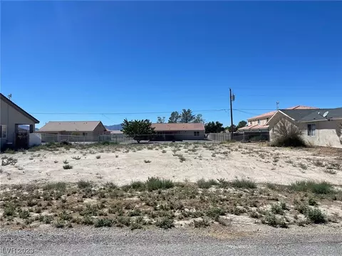 1710 Sycamore Ave, Pahrump, NV 89048