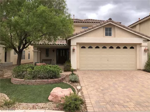 10866 Royal Highlands St, Las Vegas, NV 89141
