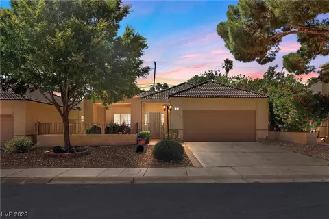 409 Mill Hollow Rd, Las Vegas, NV 89107