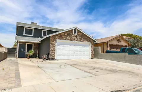 5822 Whispering Pine Ave, Las Vegas, NV 89142