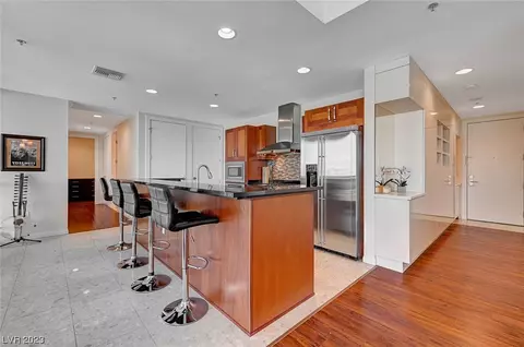 4525 Dean Martin Dr #2808, Las Vegas, NV 89103