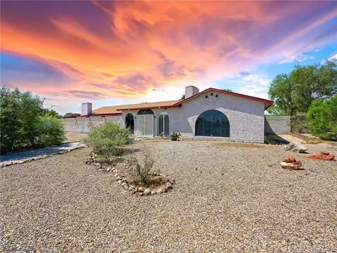 5291 Harrison Dr, Las Vegas, NV 89120