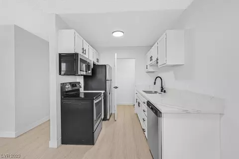 246 Tungsten St, Henderson, NV 89015