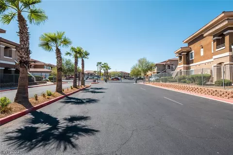 833 Aspen Peak Loop #1525, Henderson, NV 89011