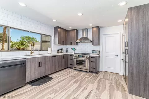 7214 Tara Ave, Las Vegas, NV 89117