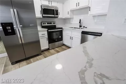 1001 Sulphur Springs Ln #101, Las Vegas, NV 89128