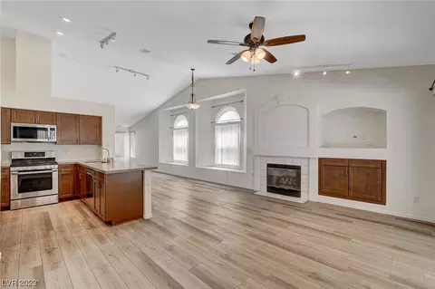 1601 Cathedral Peak Ct, Las Vegas, NV 89134