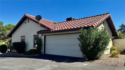 700 Sea Pines Ln, Las Vegas, NV 89107