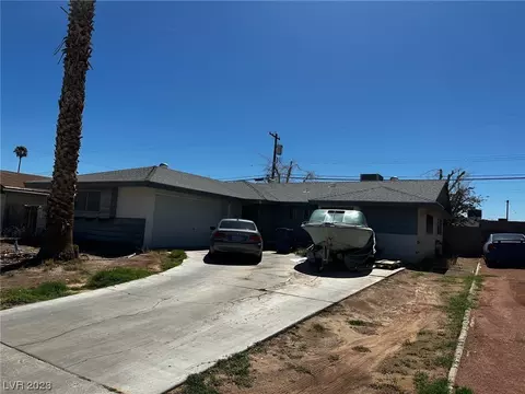 4405 Saint Andrews Cir, Las Vegas, NV 89107