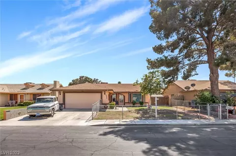 5833 Morro Bay Ave, Las Vegas, NV 89108