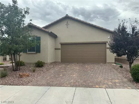 704 Sea Coast Dr, Henderson, NV 89002