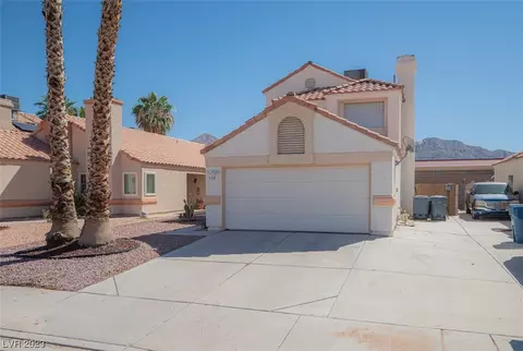558 Searchlight Dr, Las Vegas, NV 89110