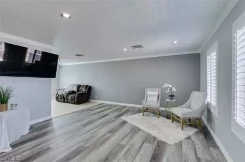 4635 W Robindale Rd, Las Vegas, NV 89139