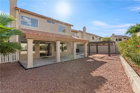 1752 Bent Arrow Dr, North Las Vegas, NV 89031