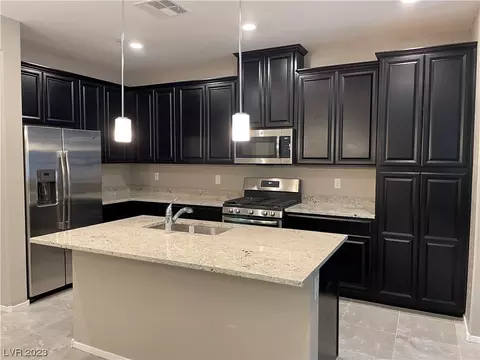 8457 Insignia Ave #102, Las Vegas, NV 89178
