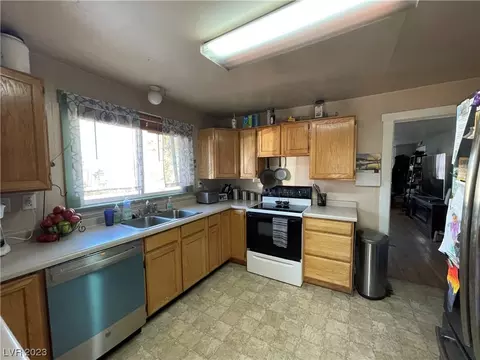 133 Sage St, Ely, NV 89301 photo 3