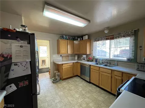 133 Sage St, Ely, NV 89301 photo 4