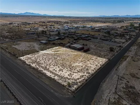 5081 S Malibou Ave, Pahrump, NV 89061