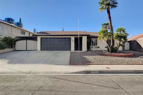620 Del Prado Dr, Boulder City, NV 89005