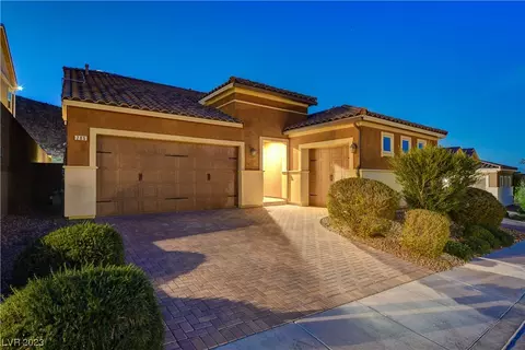 285 Mandarin Hill Ln, Henderson, NV 89012