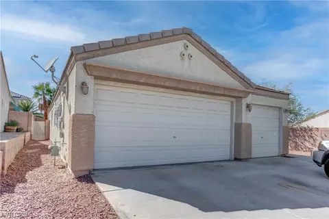 4125 Warren Rock St, North Las Vegas, NV 89032