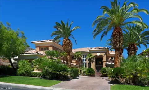 9028 Thornbury Ln, Las Vegas, NV 89134