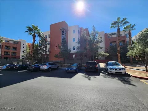 43 E Agate Ave #503, Las Vegas, NV 89123