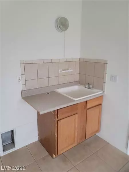 1688 Esteban Ave, Laughlin, NV 89029 photo 18