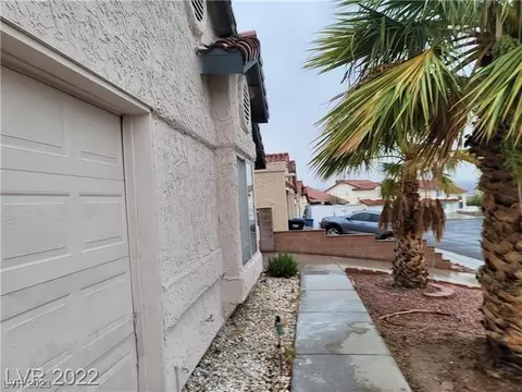 1688 Esteban Ave, Laughlin, NV 89029 photo 9