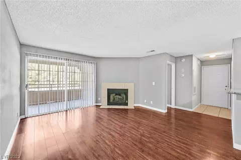 2200 S Fort Apache Rd #2104, Las Vegas, NV 89117