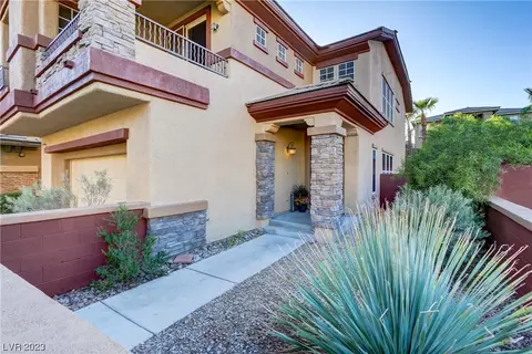 5323 Hollymead Dr, Las Vegas, NV 89135