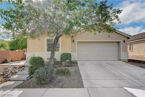 5717 Bullhead St, North Las Vegas, NV 89031
