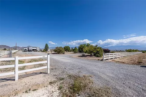 4840 Maple Rd, Pahrump, NV 89048