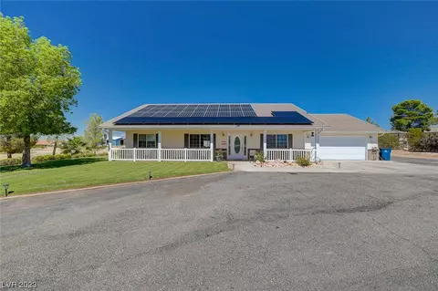 750 Liston Ave, Logandale, NV 89021