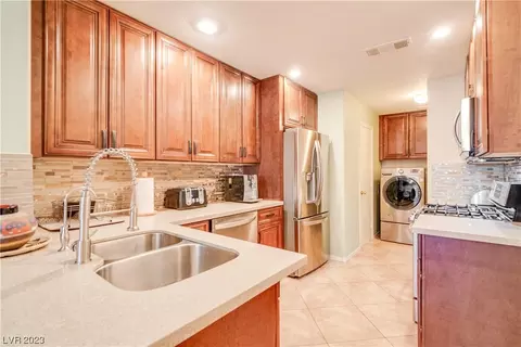 3471 Twilight Star Dr, Las Vegas, NV 89117
