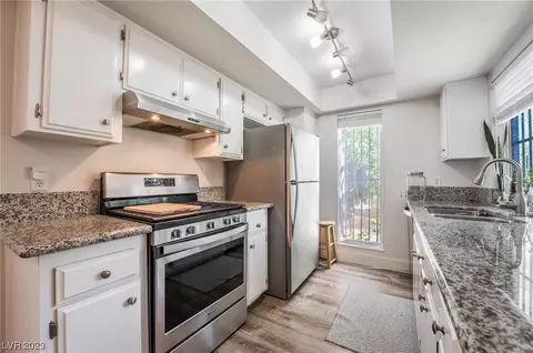 1405 Vegas Valley Dr #113, Las Vegas, NV 89169