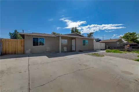 48 Prince Ln, Las Vegas, NV 89110