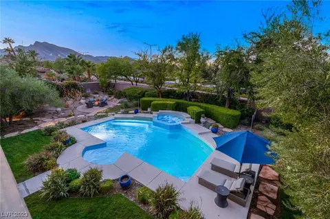 9800 Highridge Dr, Las Vegas, NV 89134