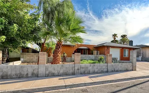 4077 Monthill Ave, Las Vegas, NV 89121
