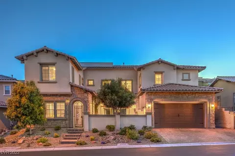 379 Calabria Ridge St, Las Vegas, NV 89138