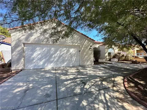 720 Heartland Point Ave, North Las Vegas, NV 89032