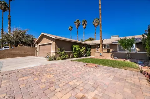 4414 Viking Rd, Las Vegas, NV 89121
