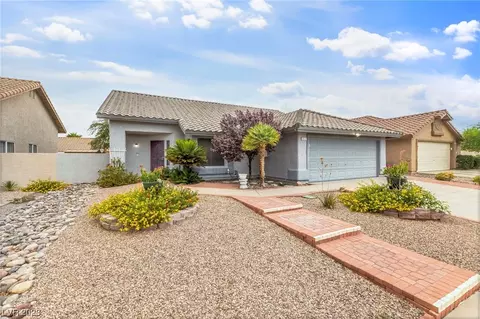 852 Coastal Beach Rd, Henderson, NV 89002
