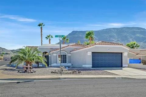 401 Cross St, Henderson, NV 89015