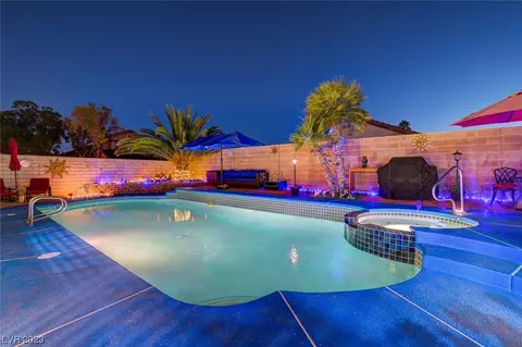 7531 Kalmalii Ave, Las Vegas, NV 89147