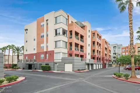 47 E Agate Ave #303, Las Vegas, NV 89123