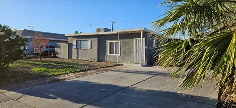 2221 E St Louis Ave, Las Vegas, NV 89104