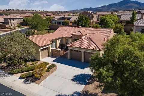 2520 Lochmaben St, Henderson, NV 89044