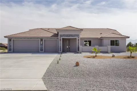 1881 E Augusta St, Pahrump, NV 89048