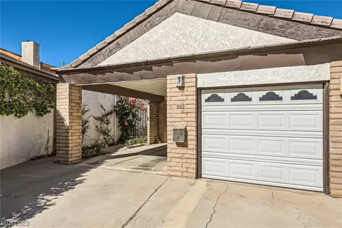 982 Bel Air Cir, Las Vegas, NV 89109